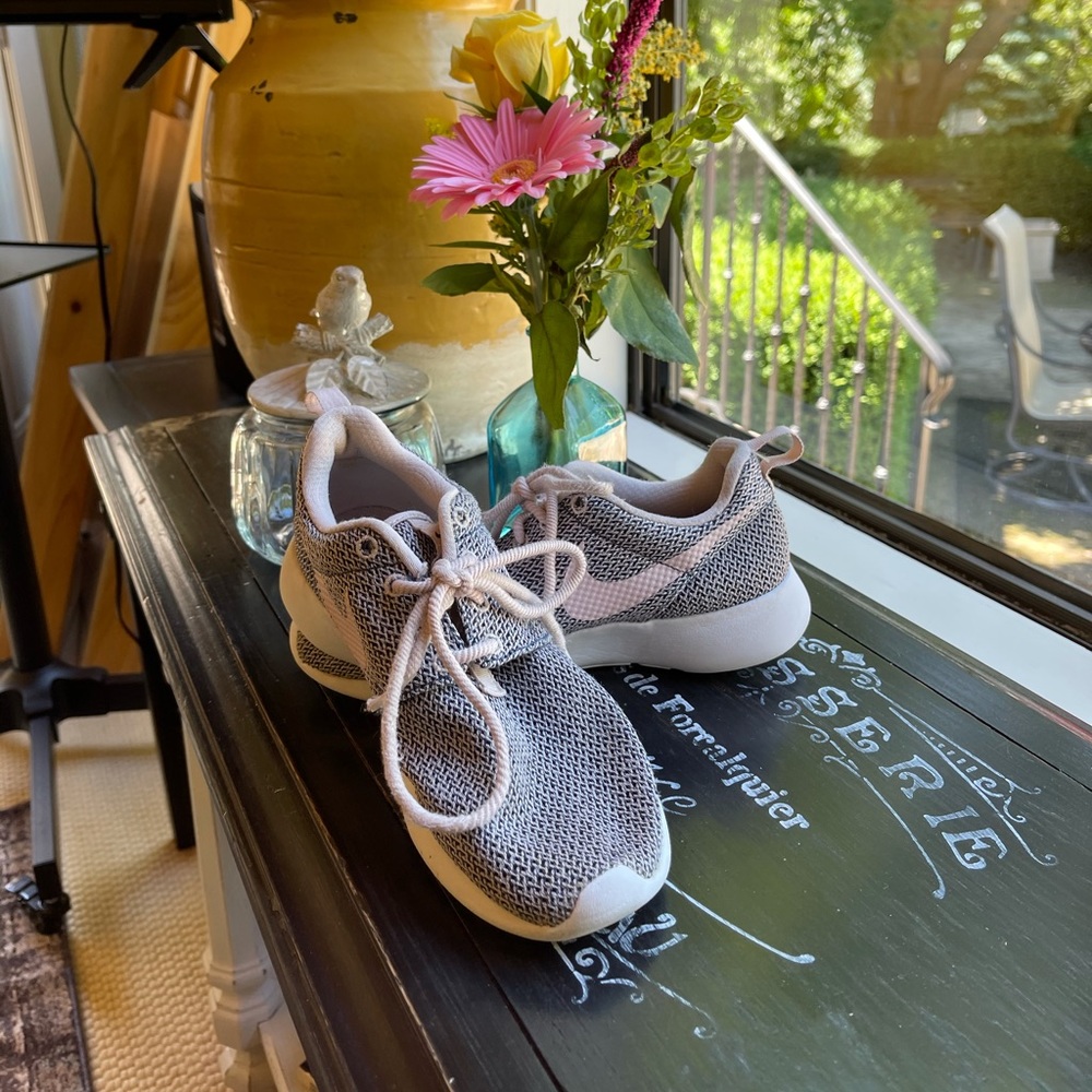 Girls Nike Sneakers